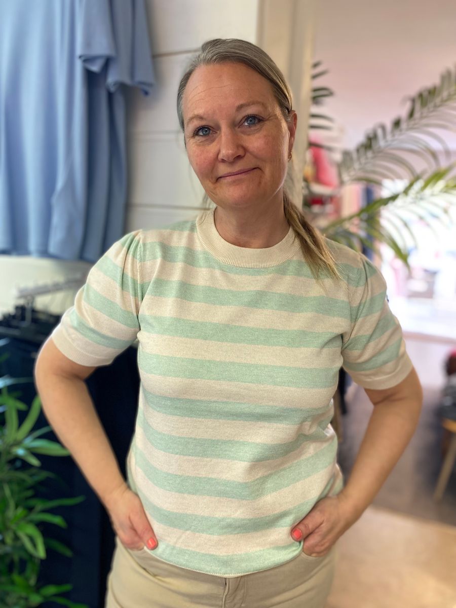 Mila SZ Pullover, kort erme, pastellgrønn/beige