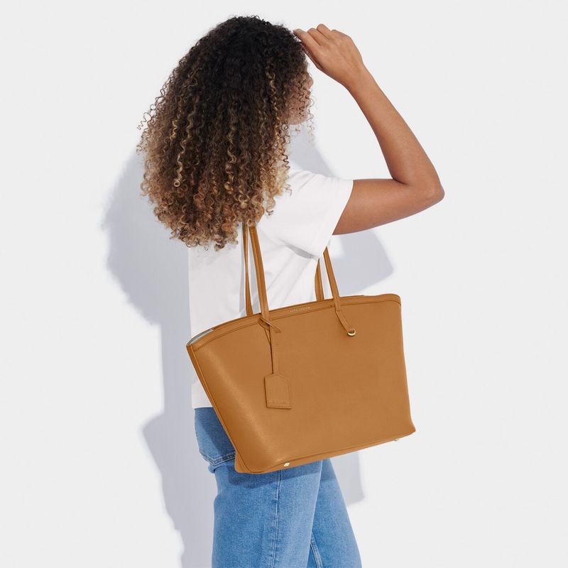 Travel Tote Bag, Congnac