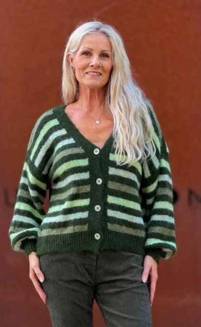 Hovedbilde Hedda Cardigan, grønntoner
